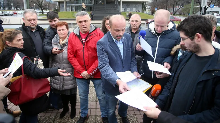 'Bandić nam je smanjio božićnice s 2885 na 1250 kuna'