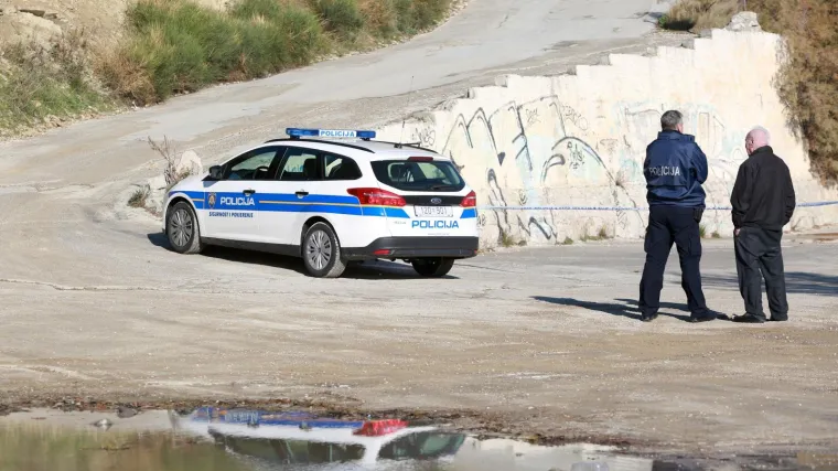 Kod Rive uočeno tijelo nepoznatog mu&scaron;karca, tijekom dana će biti obavljena obdukcija
