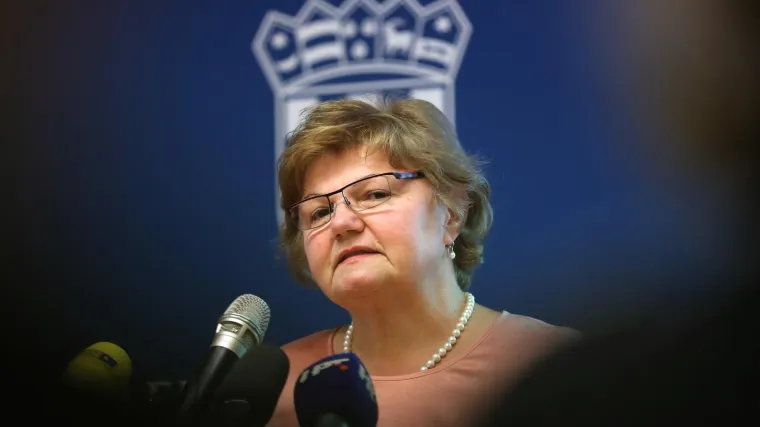 Ljudi moji, to vam je tako: ovo je trenutak kada je ministrica odlučila nasilje staviti unutar četiri zida