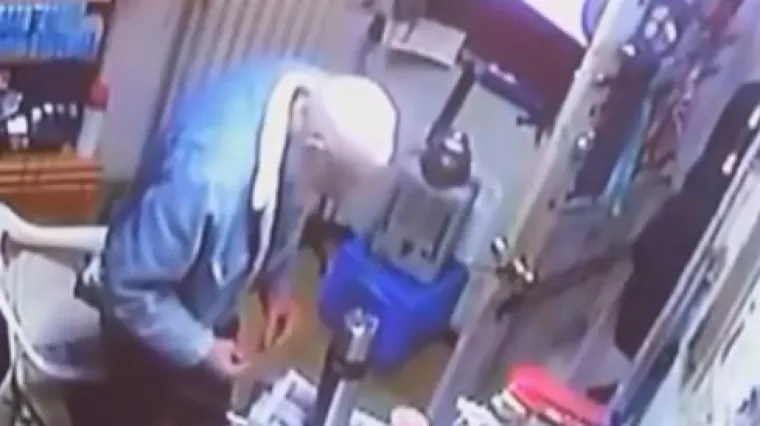 Zgrabio pi&scaron;tolj i prisilio 77-godi&scaron;nju staricu na seks