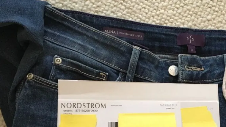 Naručila traperice preko interneta i &scaron;okirala se onim &scaron;to je prona&scaron;la u njihovom džepu