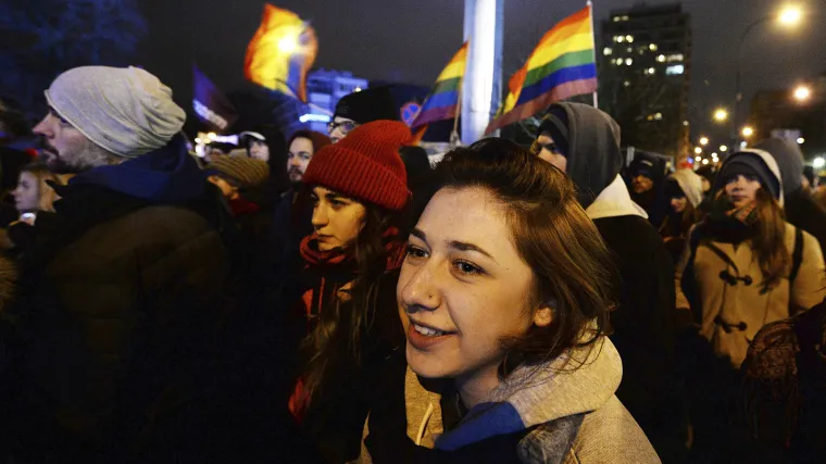 Poljakinje prosvjeduju protiv strožijeg zakona o pobačaju