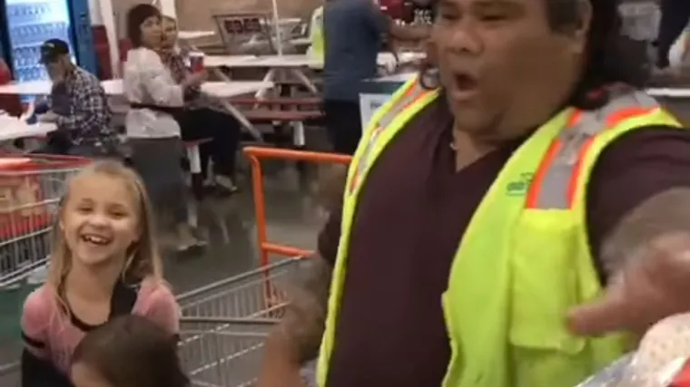 Uživio se u ulogu i sad ga svi klinci obožavaju