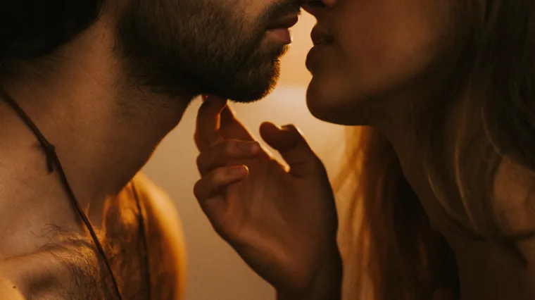 Partner ima problema s erekcijom? Nije to najgori problem na svijetu, evo kako unatoč tome možete uživati u seksu