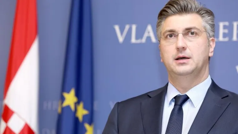 'Zahvaljujući Tuđmanu, žrtvi branitelja i umje&scaron;nosti diplomacije stekli smo slobodu'