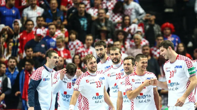 Dosad neporaženi hrvatski rukometa&scaron;i dočekuju momčad &Scaron;vedske koja se nada prolasku u drugi krug