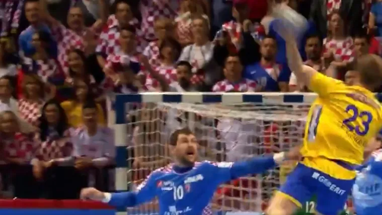 Pojavio se video koji najbolje dočarava kriminalnu obranu Kauboja protiv &Scaron;vedske