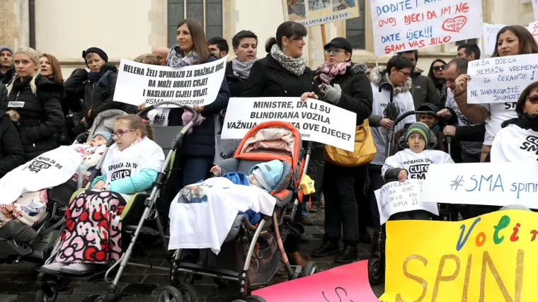Vladin fond za skupe lijekove potpuni je debakl: ogorčeni roditelji kreću u novi prosvjed