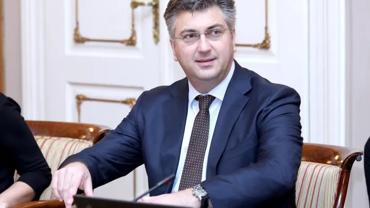 Zbog ka&scaron;lja Plenković zavr&scaron;io na pregledu u Klinici za plućne bolesti: liječnici kažu da je sve ok, ali da treba odmoriti