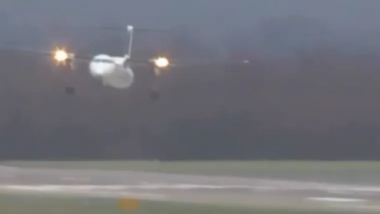 Orkanski vjetar bacao avion na sve strane, pogledajte dramatično slijetanje