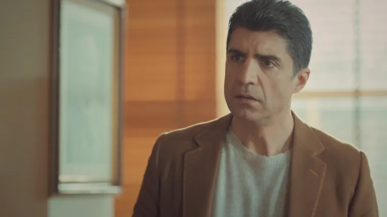 Esma oželi okončati brak između Sureje i Faruka (Istanbulska nevjesta)