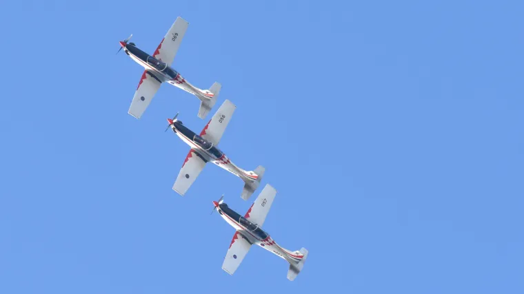 U zraku s Krilima oluje: pogledajte kako izgleda proslave akcije Maslenica iz pilotske kabine