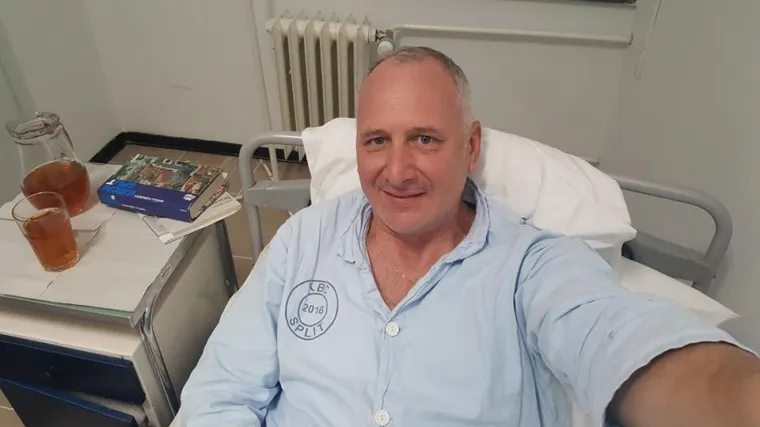 'Evo sam se dočepa mobitela'