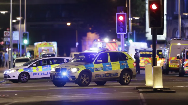 Londonska stanica podzemne željeznice zatvorena nakon opasnosti od plina: policija evakuirala ljude iz obližnjeg hotela