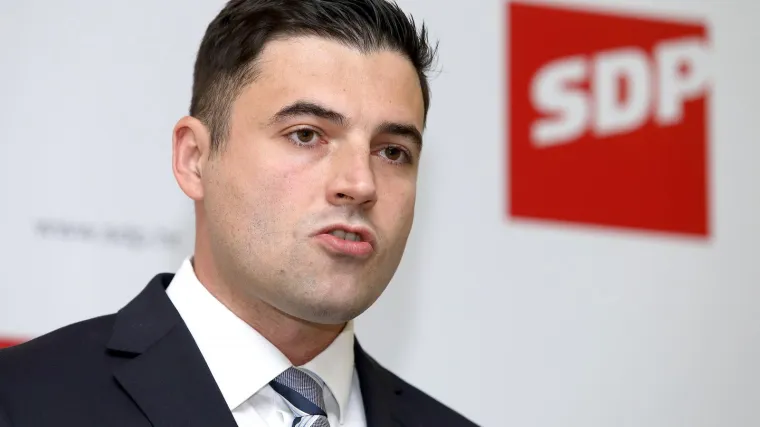 Borac za satiru ne odustaje: 'Mislite li da mi je lako gledati dok me satiriziraju?'