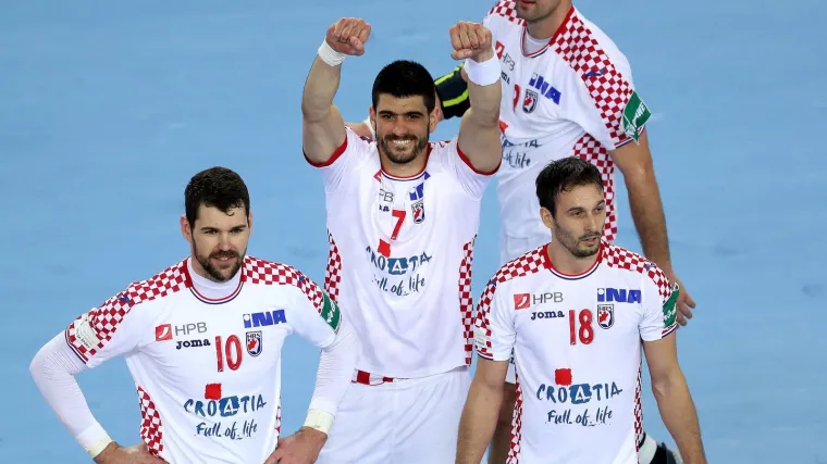 U zagrebačkoj Areni hrvatski rukometa&scaron;i protiv Francuske igraju odlučujuću utakmicu za prolazak u polufinale