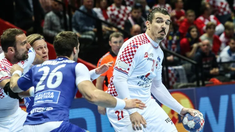 Buntić se oprostio od reprezentacije: 'Nakon dugo godina, hvala dečki na svemu'