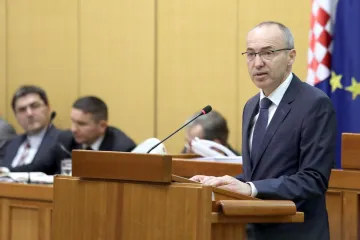 'Uvodite vojnu obvezu na mala vrata'