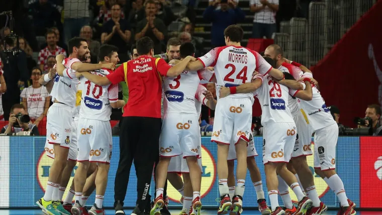 &Scaron;panjolska sru&scaron;ila Francusku: u jednom trenu imali nestvarnih +9, &Scaron;terbik iz 'zračne luke' obranio tri sedmerca