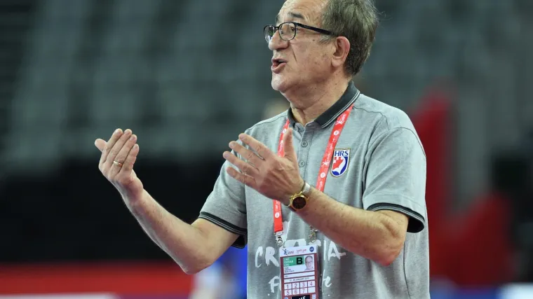 'Dižem glas kao trener, dajte nam uvjete, ne želimo igrati u tro&scaron;noj dvorani'