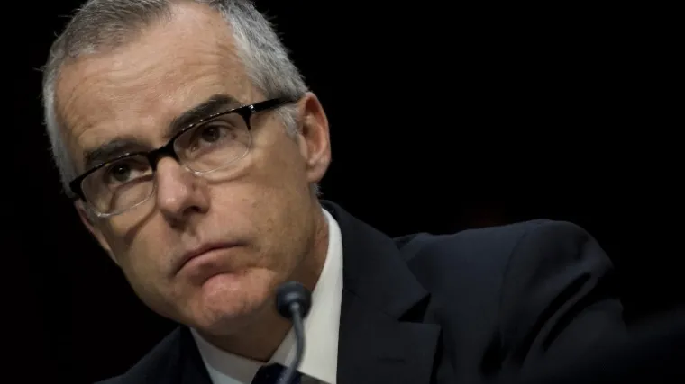 Nakon kritika predsjednika odstupio zamjenik direktora FBI-ja