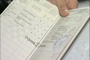 'Ima li tko bolju sliku u indeksu?': student htio ispasti frajer i pokazati mišiće pa pozirao u totalno neprimjerenom 'outfitu'