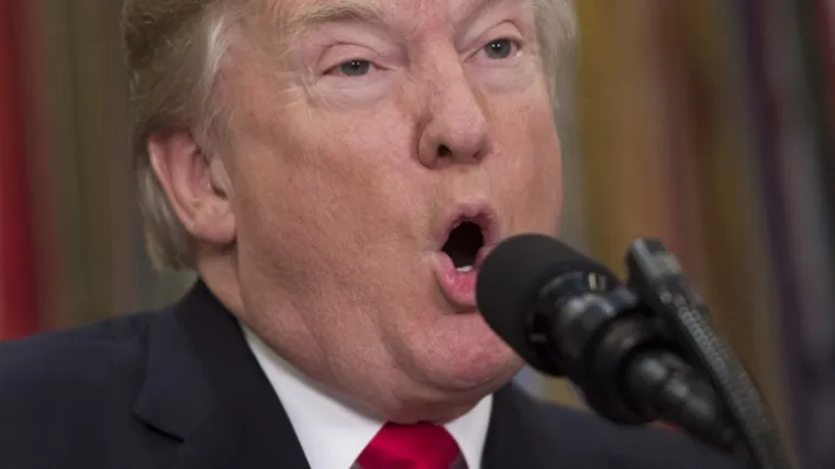 'Aha, ovo je sigurno pisala ona njegova bogata&scaron;ica...'