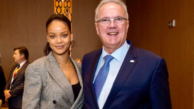 Zajedno su se fotografirali, a pjevačica je izgledala neprepoznatljivo