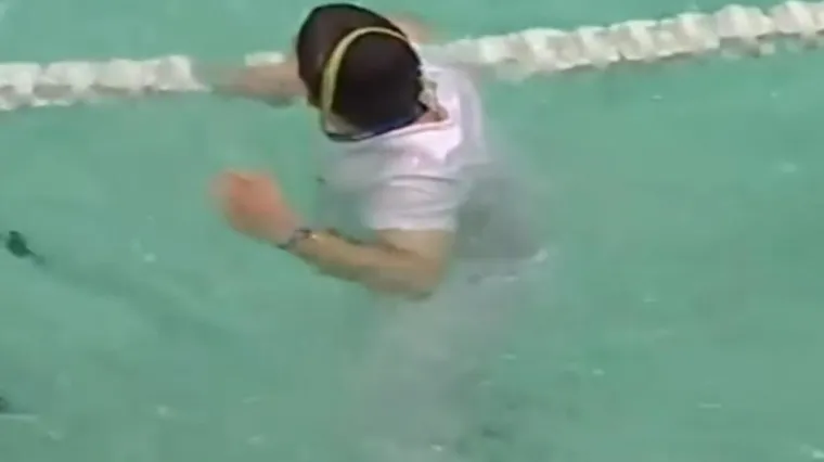 Navijač urnebesnom izjavom objasnio kako je hrvatski sudac zavr&scaron;io u bazenu