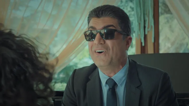 Faruk susreće Emira ne znajući da mu je on sin (Istanbulska nevjesta)