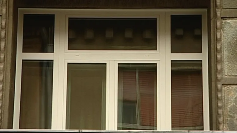 Estetika po mjeri ministra Gorana Marića: na zgradu u za&scaron;tićenoj zoni grada ministarstvo stavilo PVC stolariju