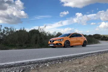 VRHUNSKI VOZI, A OVAKO IZGLEDA: U novom Meganeu R.S. apsolutno nikako ne možete ostati nezamijećeni