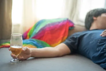 Znate li zašto s godinama teže podnosimo mamurluk?