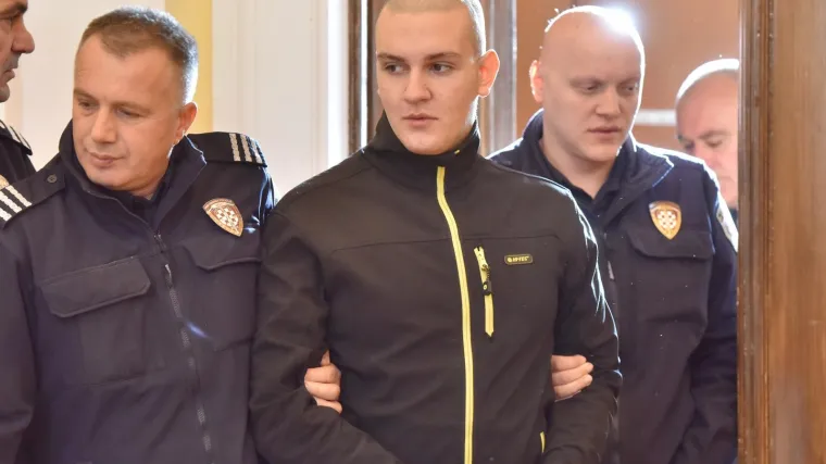 Počelo suđenje 19-godišnjaku za zločin koji je zaprepastio državu