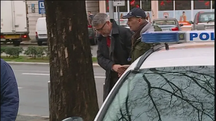U Splitu uhićen pa pu&scaron;ten Cesareov tata; Kuluz o prijavi protiv Avenatija: 'Radi se o vrijeđanju i prijetnjama u prisustvu djeteta'