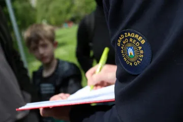 'Od sada će vam moći ulaziti u dvorište i legitimirati vas'