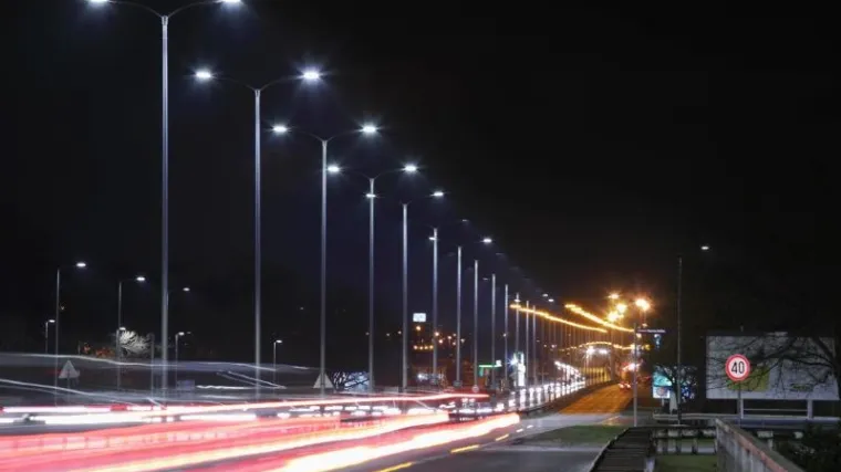 Najprije je Grad Dubrovnik tražio profesionalnu kuhačicu kave, a sada Grad Zadar traži savjetnika za javnu rasvjetu