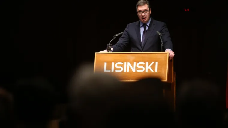 Vučić Pupovcu u Lisinskom: &lsquo;Za&scaron;to, Milorade, nisi glasao protiv Zakona o braniteljima?&rsquo;