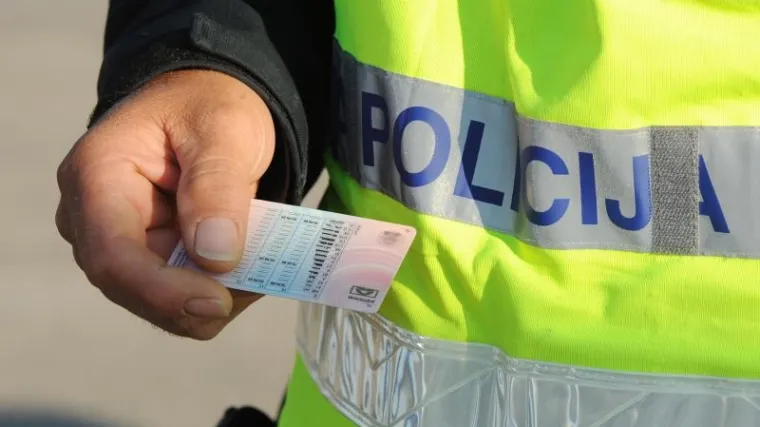 Novac od kazni mjesecima trpao sebi u džep, uzeo vi&scaron;e od 20 tisuća kuna