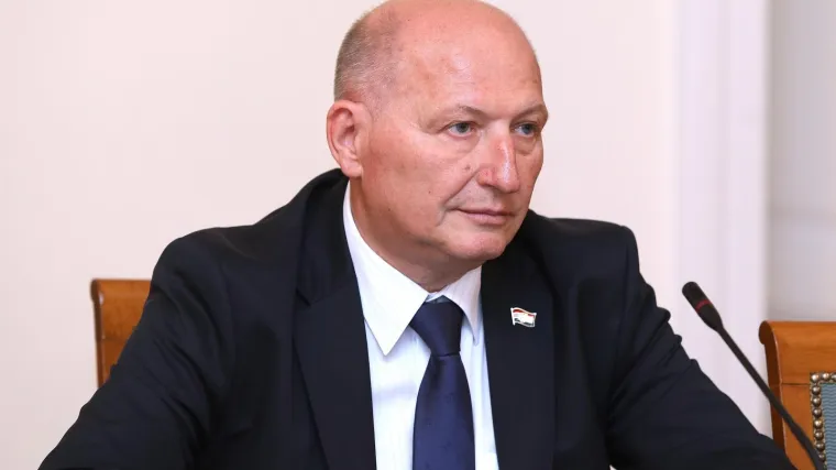 'Radi se o nekorektnom preno&scaron;enju tuđih tekstova'