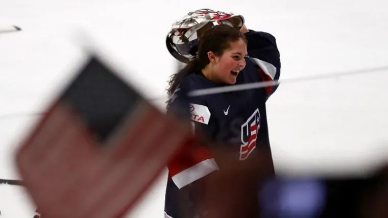 &Scaron;efovi Igara traže da se sporna sličica ukloni s kaciga američke reprezentacije