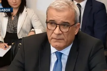 'Priznajem, napravio sam milijun grešaka. Ali, poslali ste me u nuklearku pred eksplozijom i govorili: Sveti Ante, spasi nas!'