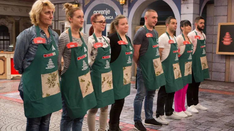 Mate skoro ostao bez zuba jer je u desertu zagrizao - kamen