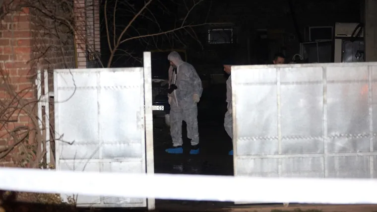 Prizor &scaron;okirao i policajce: Dejan je ležao u lokvi krvi, a djeca su se nekontrolirano tresla