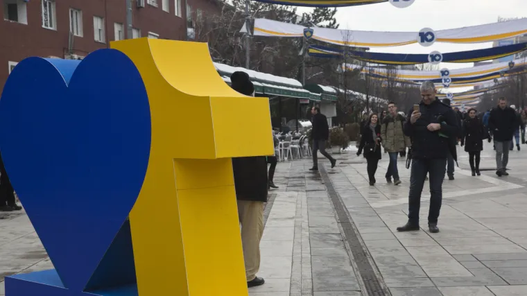 Kosovo slavi 10. godi&scaron;njicu neovisnosti: na koncertu u glavnom gradu nastupit će popularna pop zvijezda