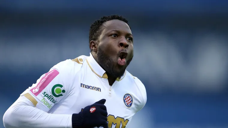 Hajduk s igračem manje slavio na Maksimiru, Gavranović proma&scaron;io penal