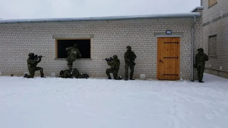 Hrvatski vojnici u sklopu NATO-ovih snaga demonstrirali ratnu spremu i u najtežim vremenskim uvjetima