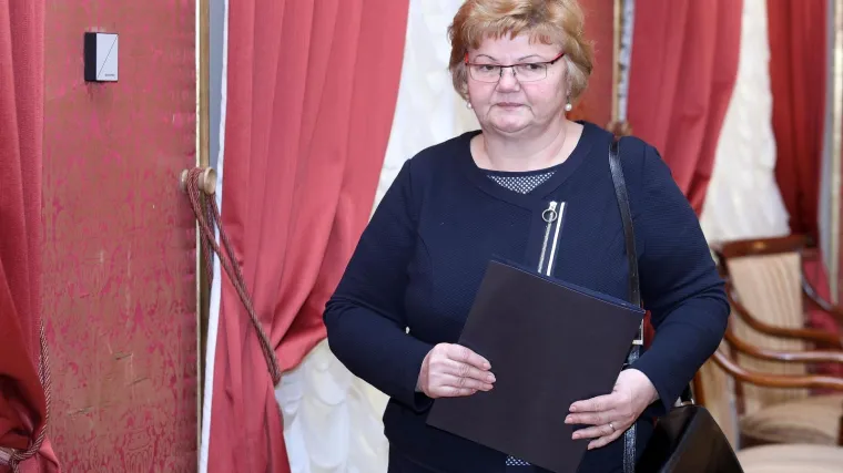 Evo &scaron;to na to kaže ministrica koja je u rekordnom roku skupila par afera