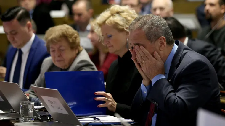 Opet odbačen prijedlog o smanjenju plaća pročelnika i savjetnika