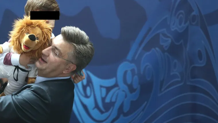 Politički i obiteljski problemi: Plenković protekle dane provodio uz sina u bolnici